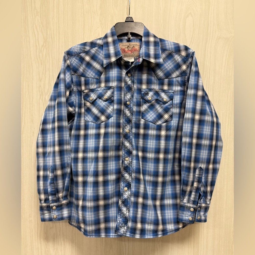 Wrangler Boys Blue Plaid Long Sleeve Dress shirt. Size Large (10-12) 0100